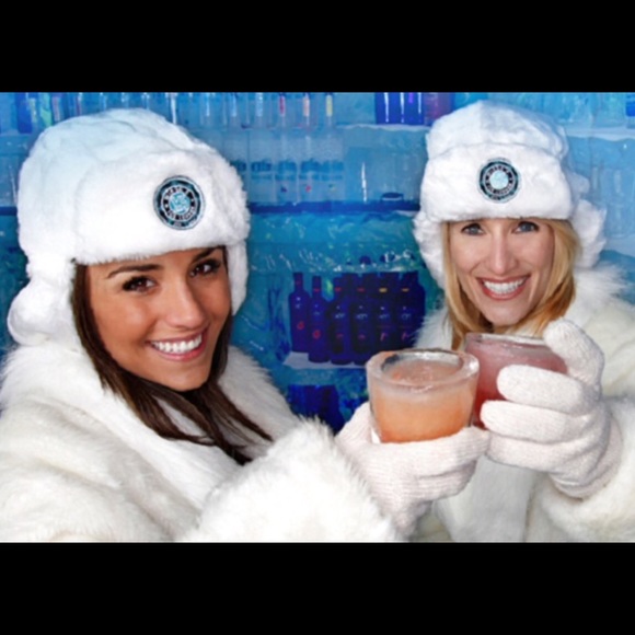 Accessories - Furry Hat from Minus 5 in Vegas!!!